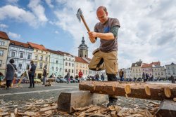 Robert Malý odborník na stavbu srubů a roubenek