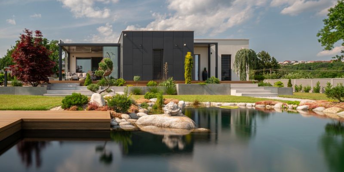 Elegantní modulární dům nabízí bohatý prostor a soukromí